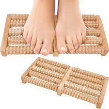 Traditional Foot Massager | Hagyományos fa görgős lábmasszírozó - Image 2