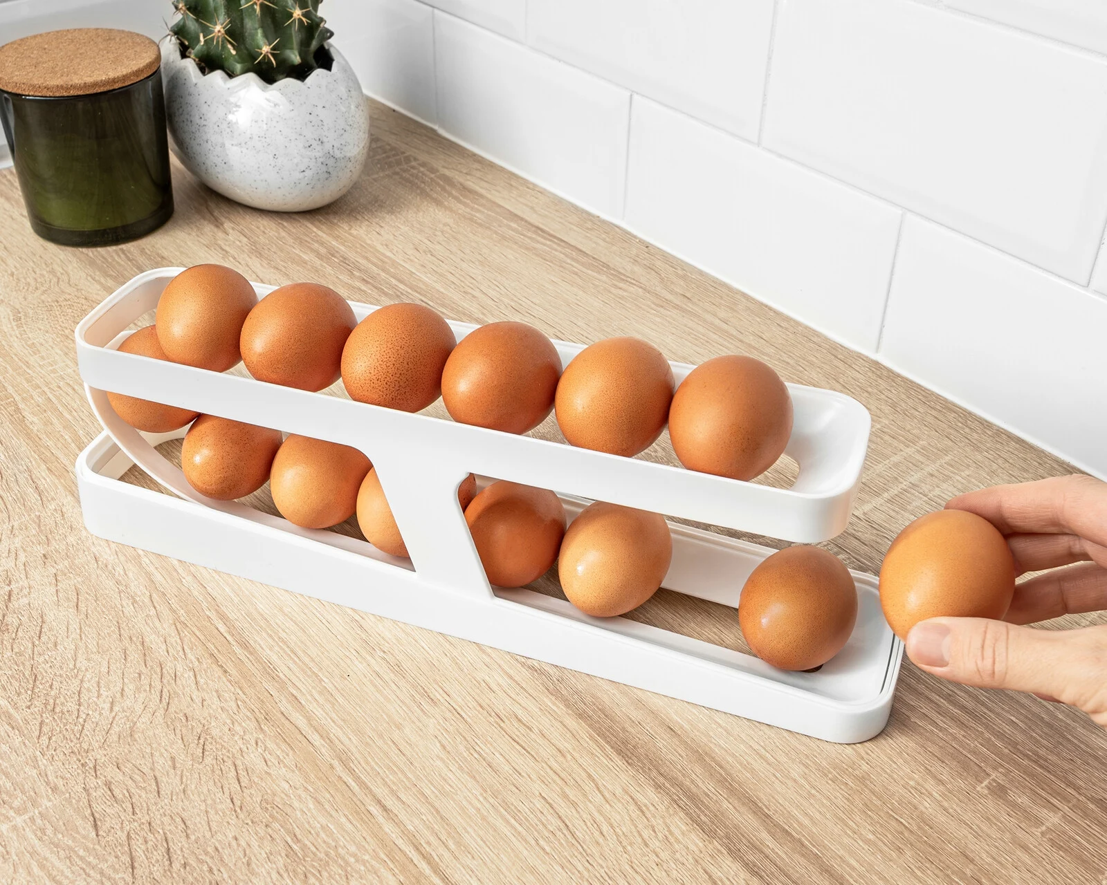 Automatic Egg Holder | tojástartó