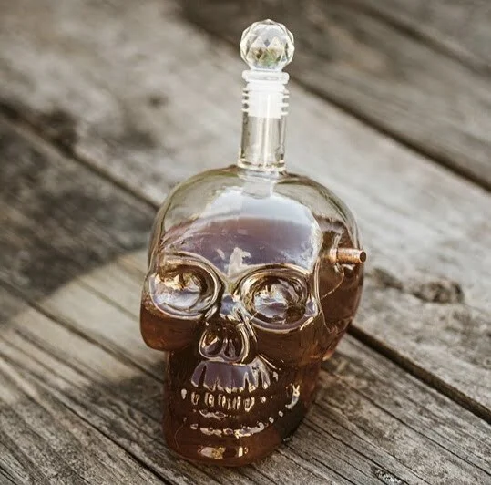 Bulletproof Skull Decanter | Golyóálló Koponyás Dekantáló