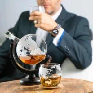 Globe Decanter with 2 Glasses | Földgömb dekantáló pohárral