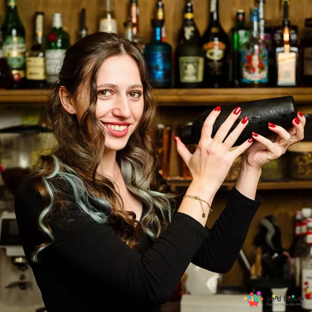 Cocktail Shaker set with 11 accessories | Mixology ajándék készlet 11 kiegészítővel,fekete színben 750ml - Image 3