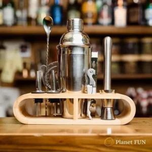 Cocktail Shaker set with 11 accessories | Mixology ajándék készlet 11 kiegészítővel,ezüstszínben 750ml