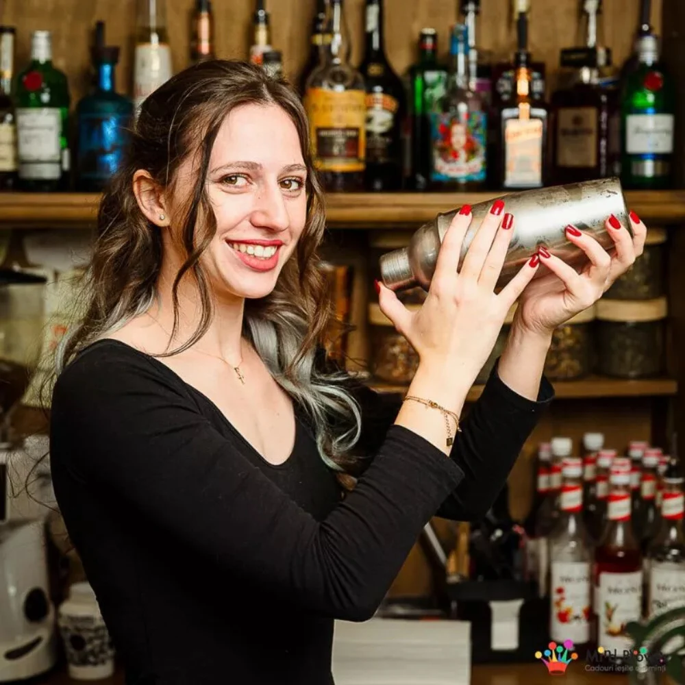 Cocktail Shaker set with 11 accessories | Mixology ajándék készlet 11 kiegészítővel,ezüstszínben 750ml - Image 3